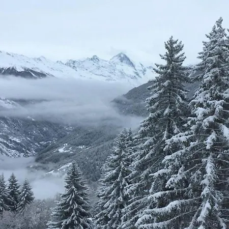 度假居 Chalet Le Iceberg Ski, Hike, E-bike Sauna Ever! *